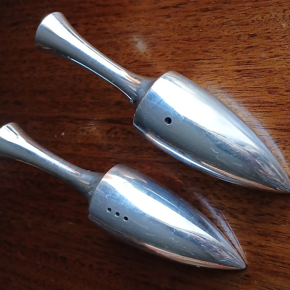 Nambe Studio 1999 Aluminum, MCM salt and pepper shakers, 6" long